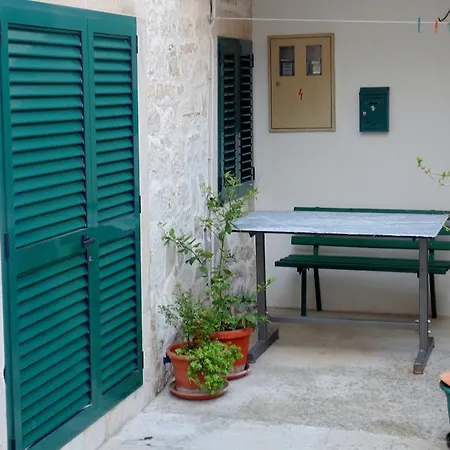 Petricevic 스플리트